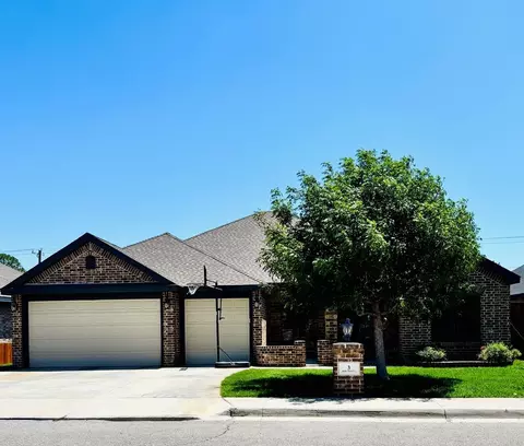 3 NW Bella Vista Ct, Andrews, TX 79714