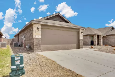 1322 E 95th St, Odessa, TX 79765