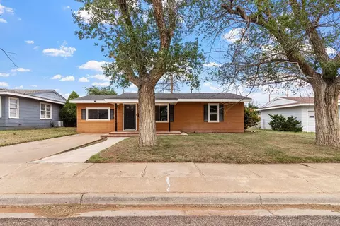 904 NW 9th St, Andrews, TX 79714