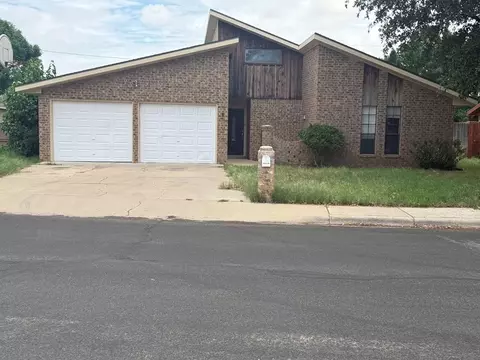 6503 Amber Dr, Odessa, TX 79762