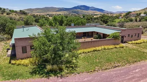 204 Dove Ln, Fort Davis, TX 79734