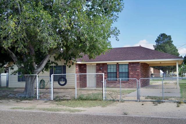 112 W 8th St, Mccamey, TX 79752