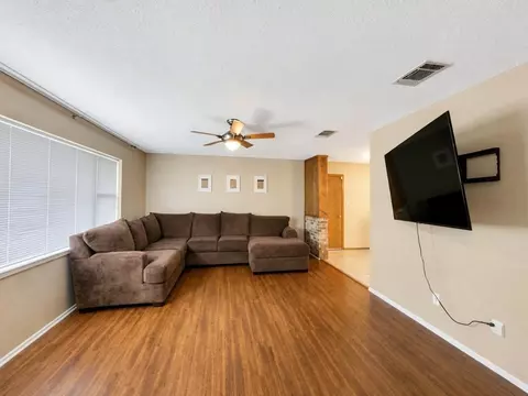 507 E Harriet, Alpine, TX 79830 photo 2