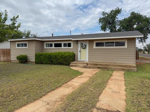 200 SW 13th, Seminole, TX 79360