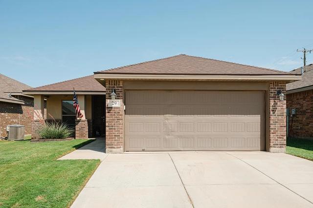 29 Wildflower Cir, Odessa, TX 79765
