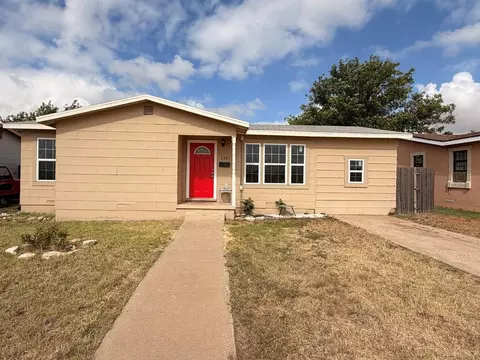 5207 Mcknight Dr, Odessa, TX 79762
