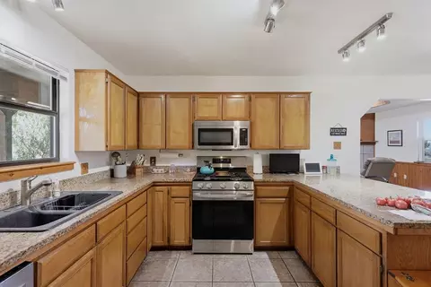 Kitchen - 102 S Hackberry Dr, Alpine, TX 79830 photo 2 of 2