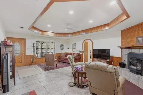 Other - 102 S Hackberry Dr, Alpine, TX 79830 photo 2 of 13