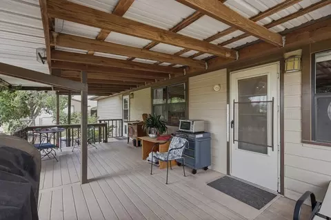 Exterior - 102 S Hackberry Dr, Alpine, TX 79830 photo 6 of 16