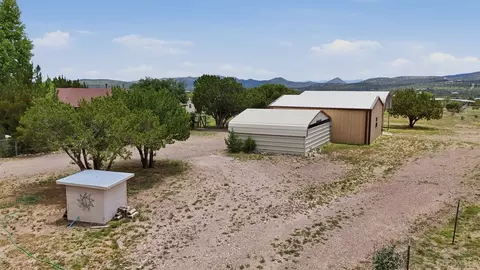 Exterior - 102 S Hackberry Dr, Alpine, TX 79830 photo 13 of 16
