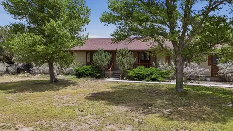 Exterior - 102 S Hackberry Dr, Alpine, TX 79830 photo 2 of 16