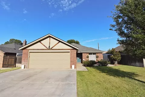 508 SW 23rd St, Seminole, TX 79360