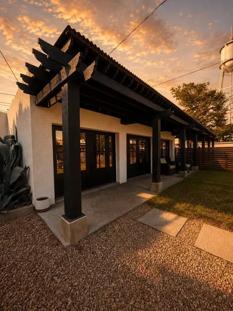 Exterior - 107 E Washington St, Marfa, TX 79843 photo 6 of 10