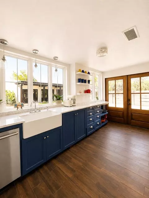 Kitchen - 107 E Washington St, Marfa, TX 79843 photo 5 of 6