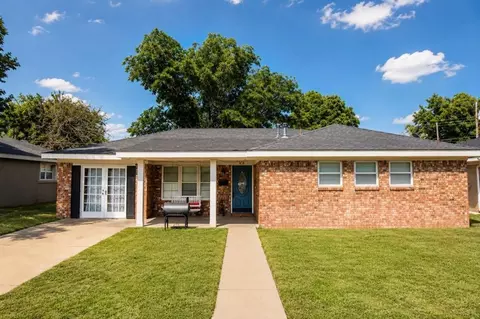 808 NW 9th St, Andrews, TX 79714