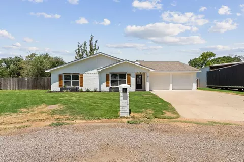 5 Green Oaks Cir, Odessa, TX 79762