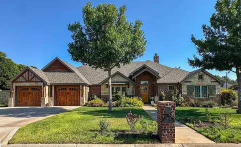 2402 Oakridge Ln, Seminole, TX 79360
