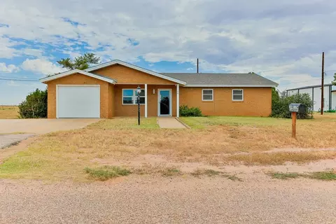 100 15th St, Seagraves, TX 79359