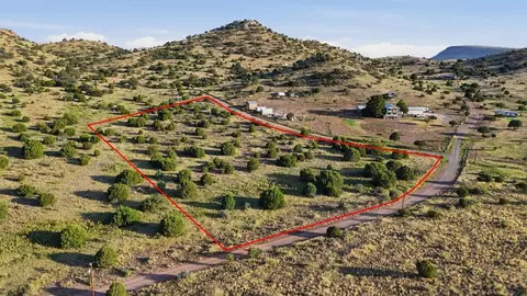 104 Warbonnet Rd, Fort Davis, TX 79734