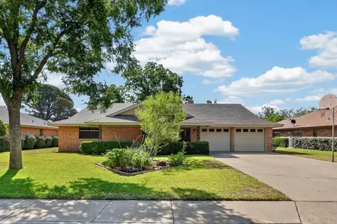 4606 Valleybrook Ln, Odessa, TX 79761