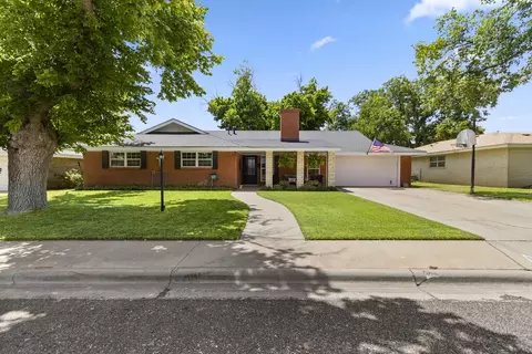 1207 NW 12th St, Andrews, TX 79714