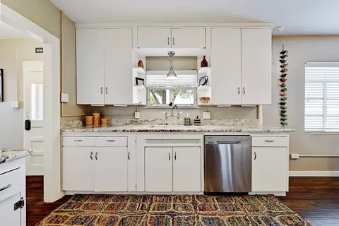 Kitchen - 101 E 2nd St, Marfa, TX 79843 photo 2 of 4