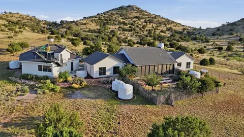 119 Silver Hill Dr, Fort Davis, TX 79734