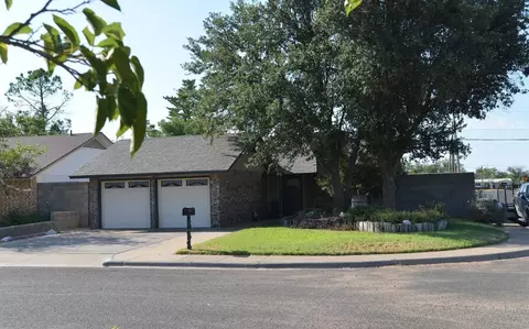 310 E 50th St, Odessa, TX 79762