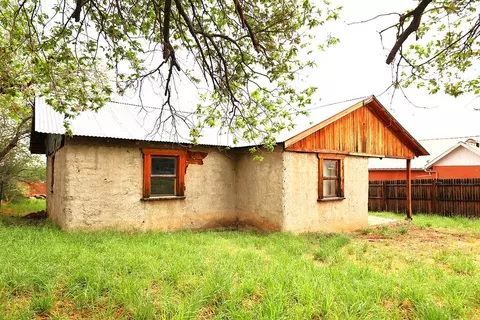 705 E Ave I, Alpine, TX 79830 photo 2