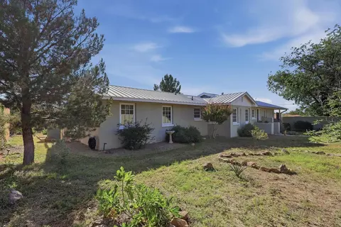 Exterior - 710 E Hancock Ave, Alpine, TX 79830 photo 7 of 8