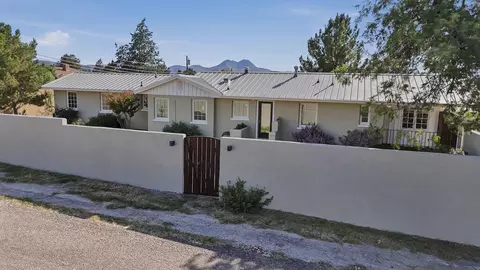 Exterior - 710 E Hancock Ave, Alpine, TX 79830 photo 2 of 8