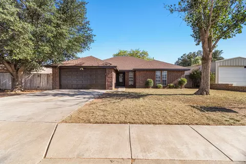 1310 NW 3rd St, Andrews, TX 79714