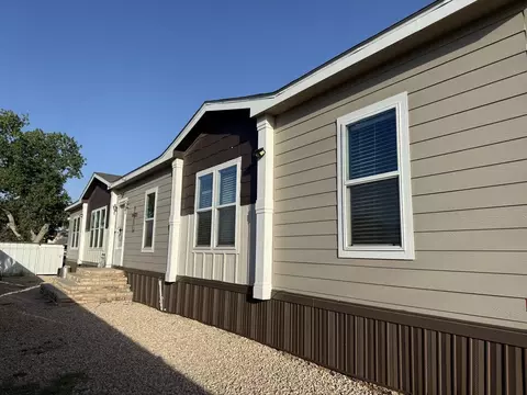 410 NE Ave C, Andrews, TX 79714