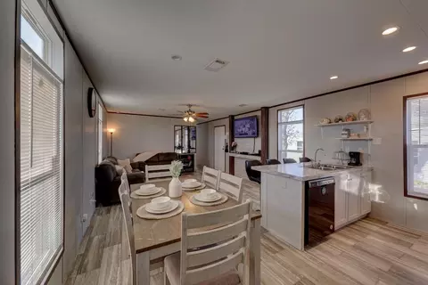 Dining - 1907 W Eagle Pass, Alpine, TX 79830 photo 1 of 1