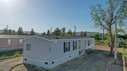 Exterior - 1907 W Eagle Pass, Alpine, TX 79830 photo 1 of 2