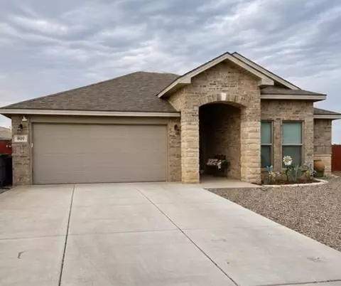 800 Bronco Ct, Midland, TX 79705