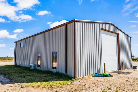 167 County Rd 218, Seminole, TX 79360