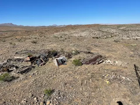 Exterior - 1998 Nodeerhere Rd, Terlingua, TX 79852 photo 5 of 22