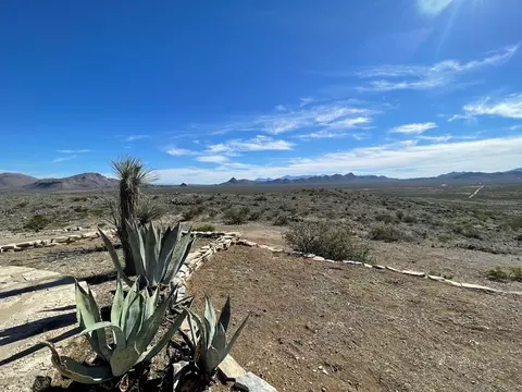 Exterior - 1998 Nodeerhere Rd, Terlingua, TX 79852 photo 13 of 22