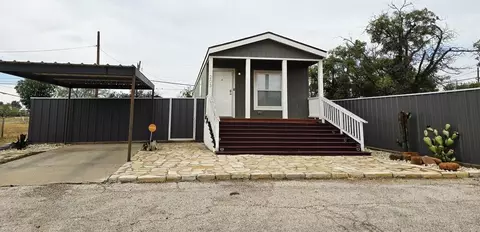 203 NW 10th St, Andrews, TX 79714