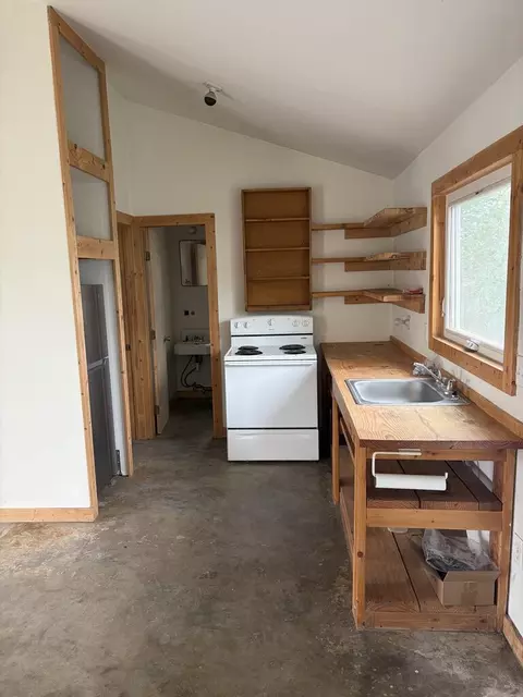 Kitchen - 507 N Ave D, Marfa, TX 79843 photo 1 of 4
