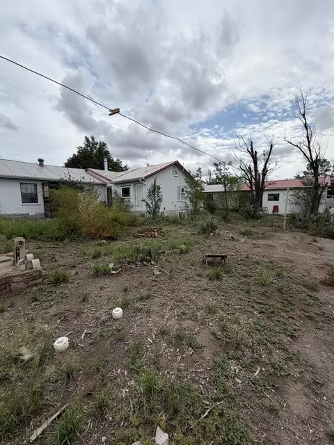 Exterior - 507 N Ave D, Marfa, TX 79843 photo 4 of 5
