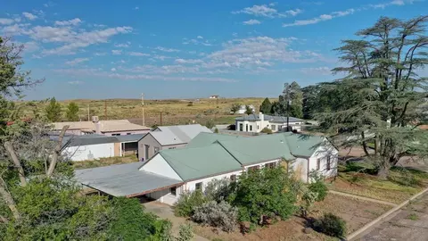 417 N Mesa St, Marfa, TX 79843