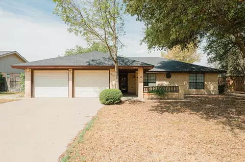 4631 Garden Ln, Odessa, TX 79761