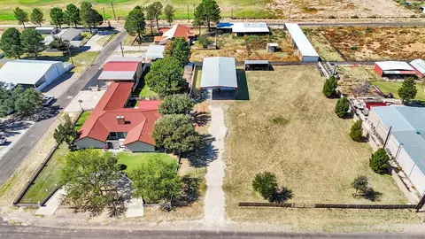 2107 S Ike Ave, Monahans, TX 79756
