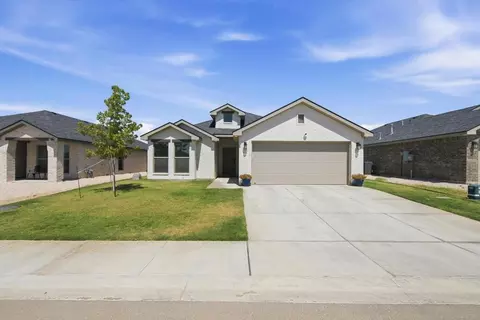 425 Chitalpa Dr, Odessa, TX 79765