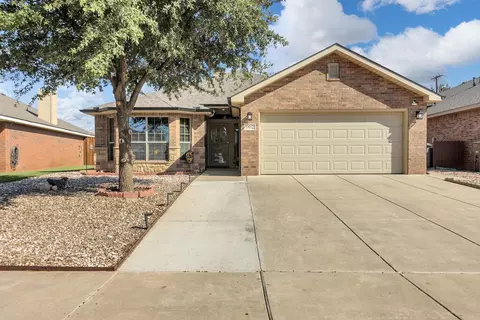 902 Nolan Ryan Dr, Midland, TX 79706