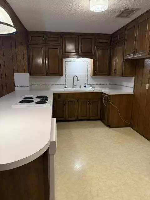 Kitchen - 900 E Bryan Ave, Kermit, TX 79745 photo 3 of 3