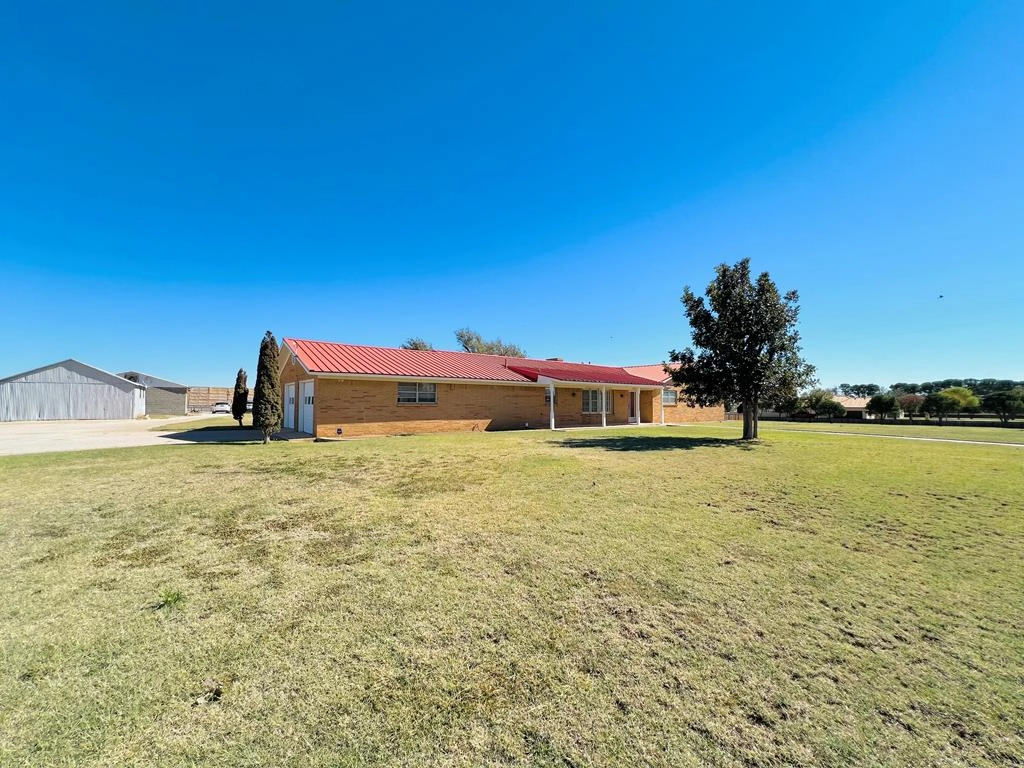 3301 S County Rd 1130  