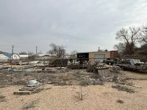 600 E 2nd St, Big Spring, TX 79720 photo 1